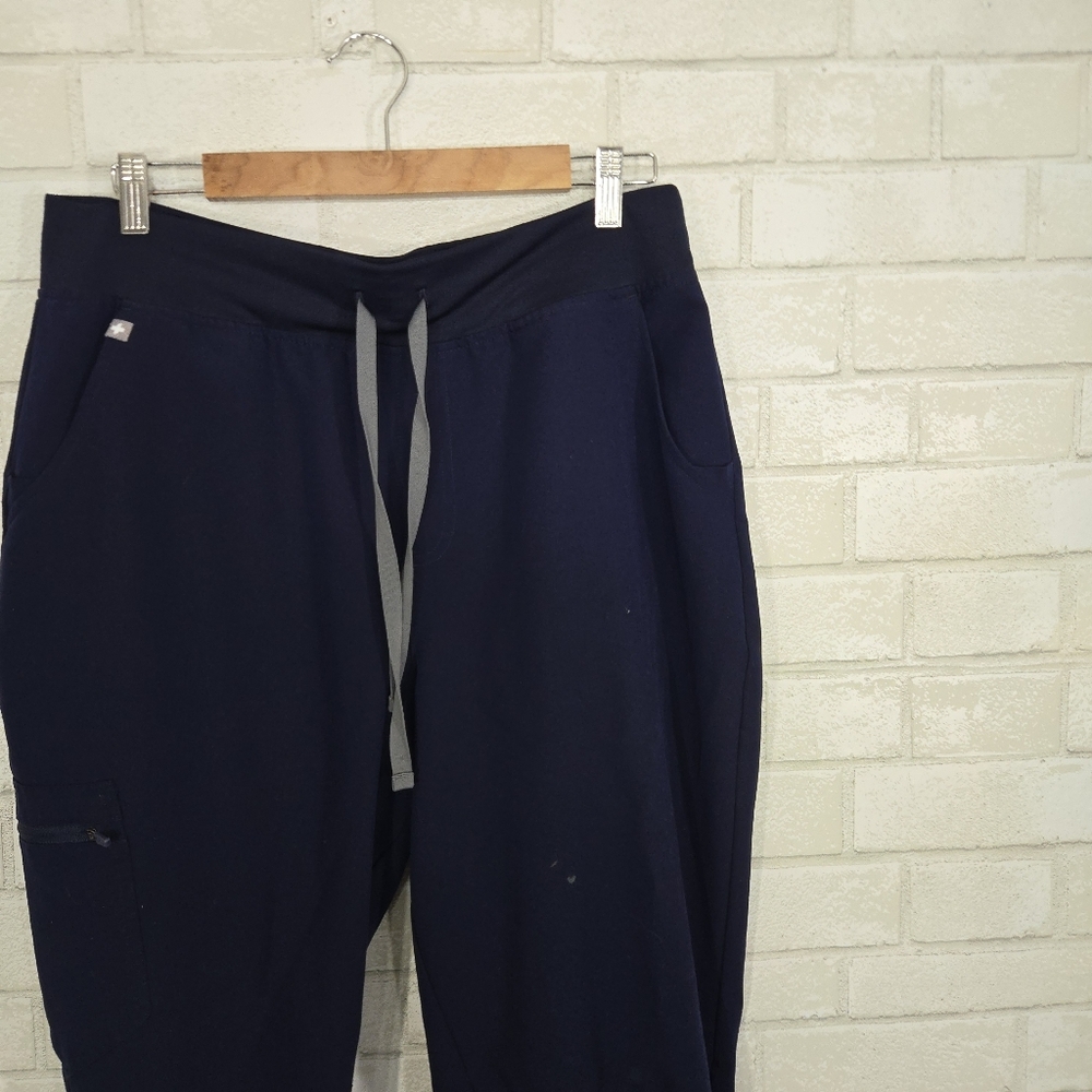 FIGS navy joggers - Picture 3 of 15